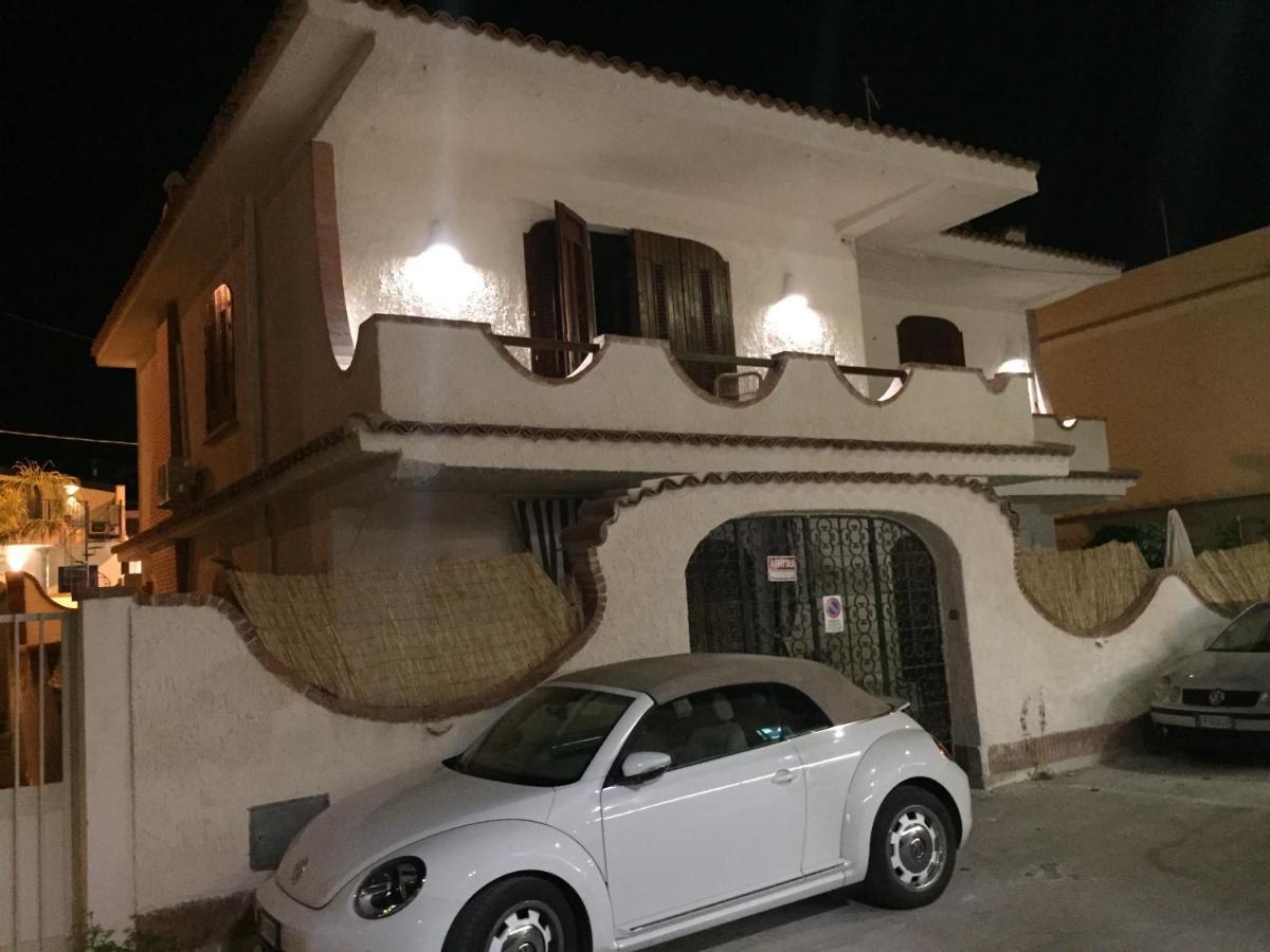 Fronte Spiaggia Lido Di Noto Exterior foto